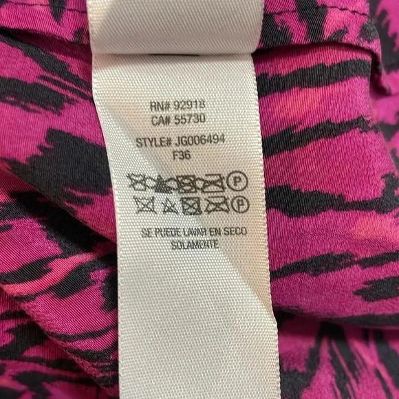 Juicy Couture Women’s 12 Silk Ruffle Leopard Print Peasant Blouse - Picture 9 of 9